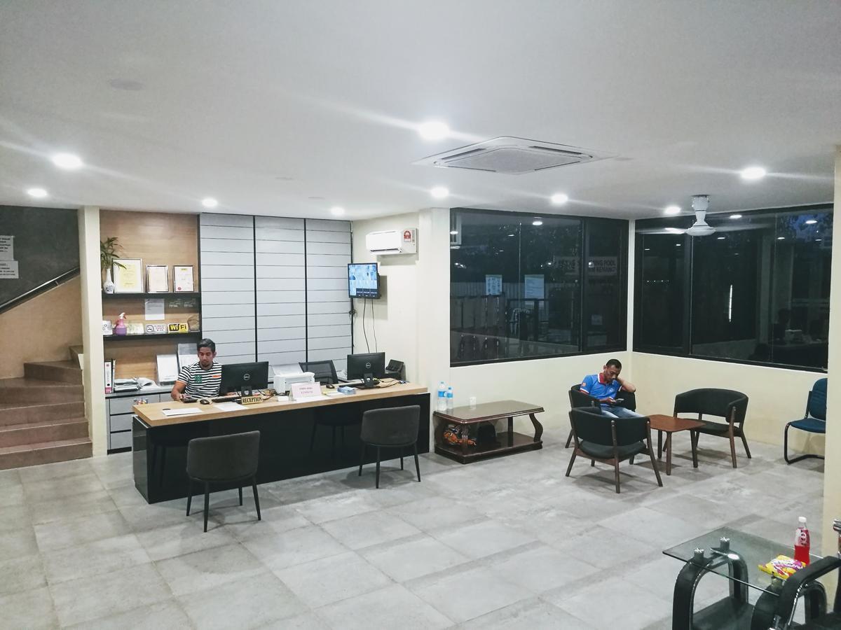 Hotel Asrc *